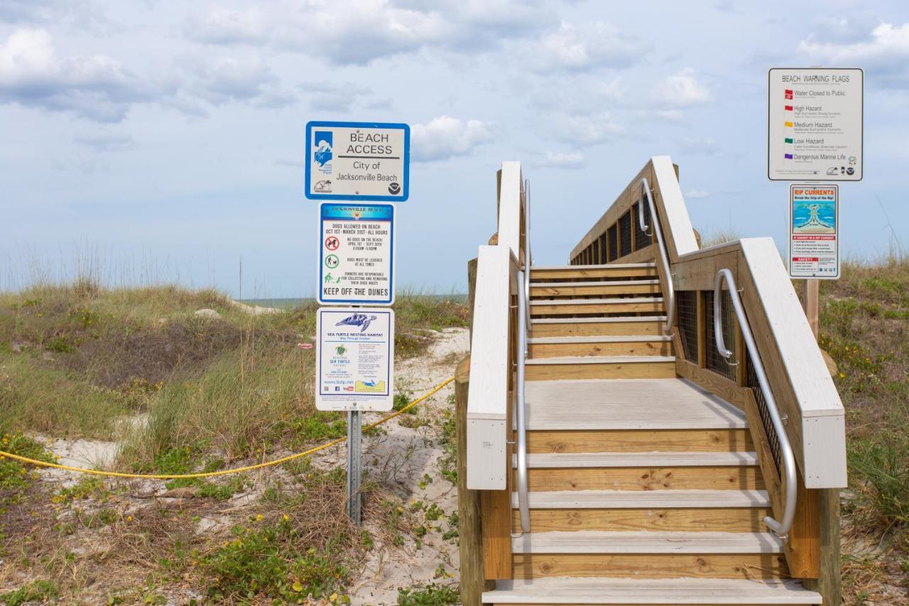 Two Bedroom Home - Walking Distance From The Beach Jacksonville Beach Exterior photo